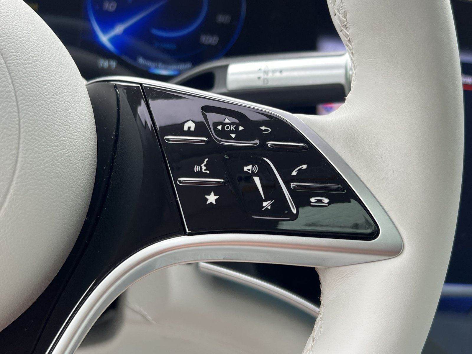 Certified 2023 Mercedes-Benz EQS 580 4MATIC SUV image 39