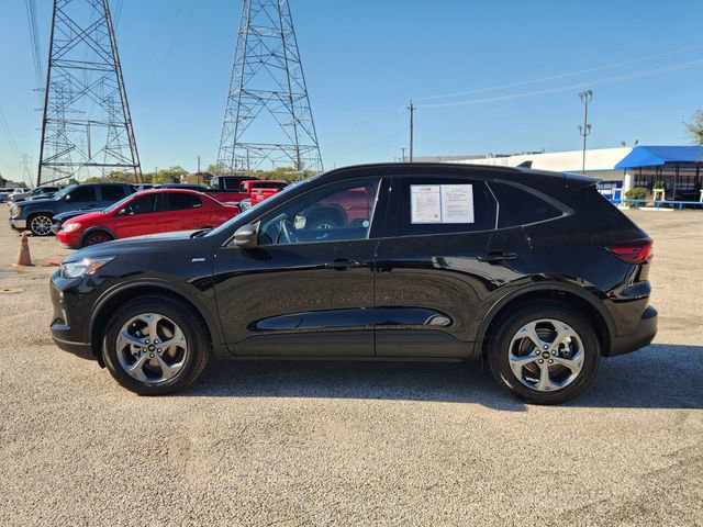 Used 2025 Ford Escape ST-Line AWD/4WD image 4