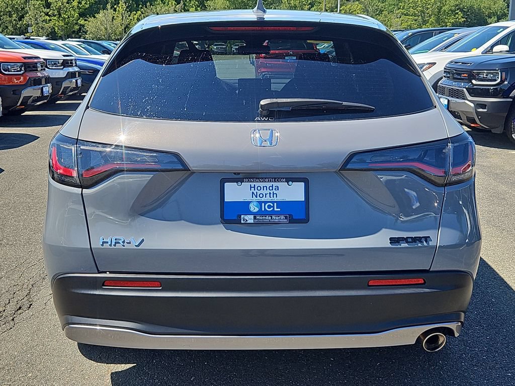 Used 2024 Honda HR-V Sport image 4