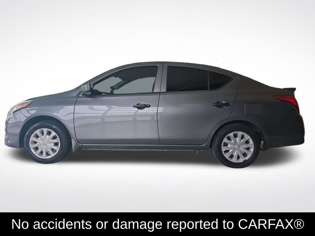 Used 2016 Nissan Versa S Plus image 2