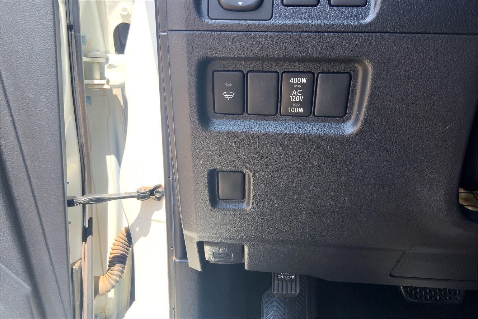 Used 2018 Toyota 4Runner Limited RWD image 35