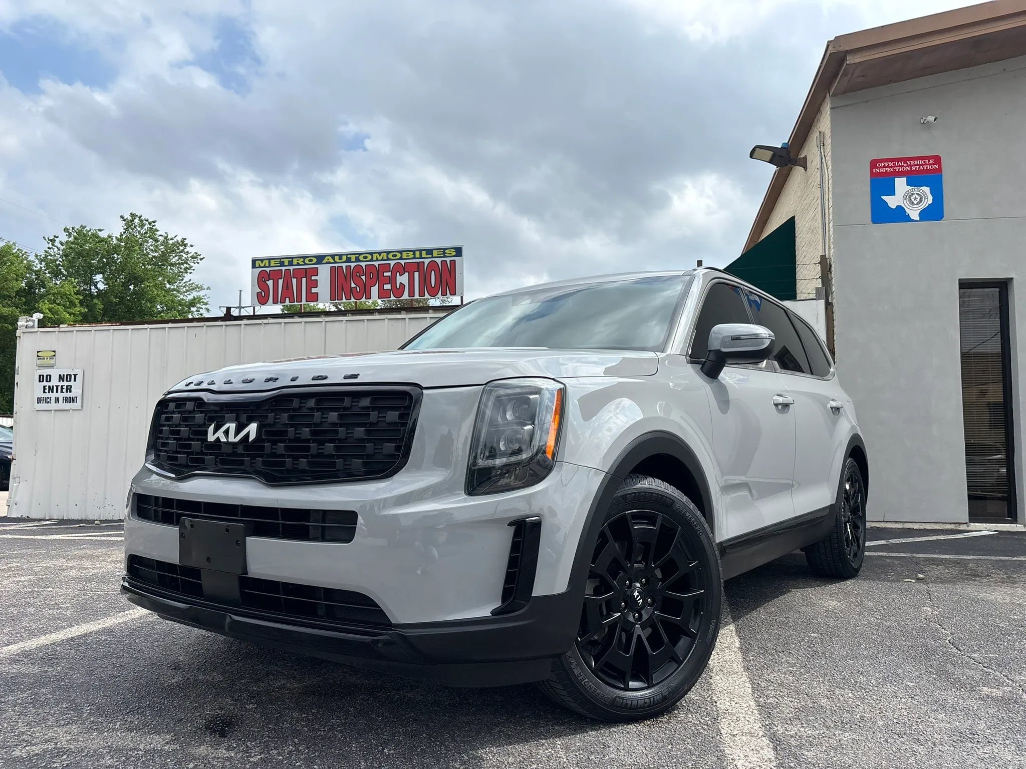 Used 2022 Kia Telluride EX w/ EX Premium Package AWD/4WD image 1