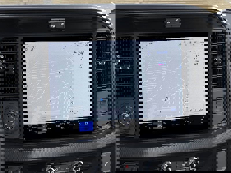 New 2026 Ford F350 4x4 Crew Cab DRW Super Duty image 36