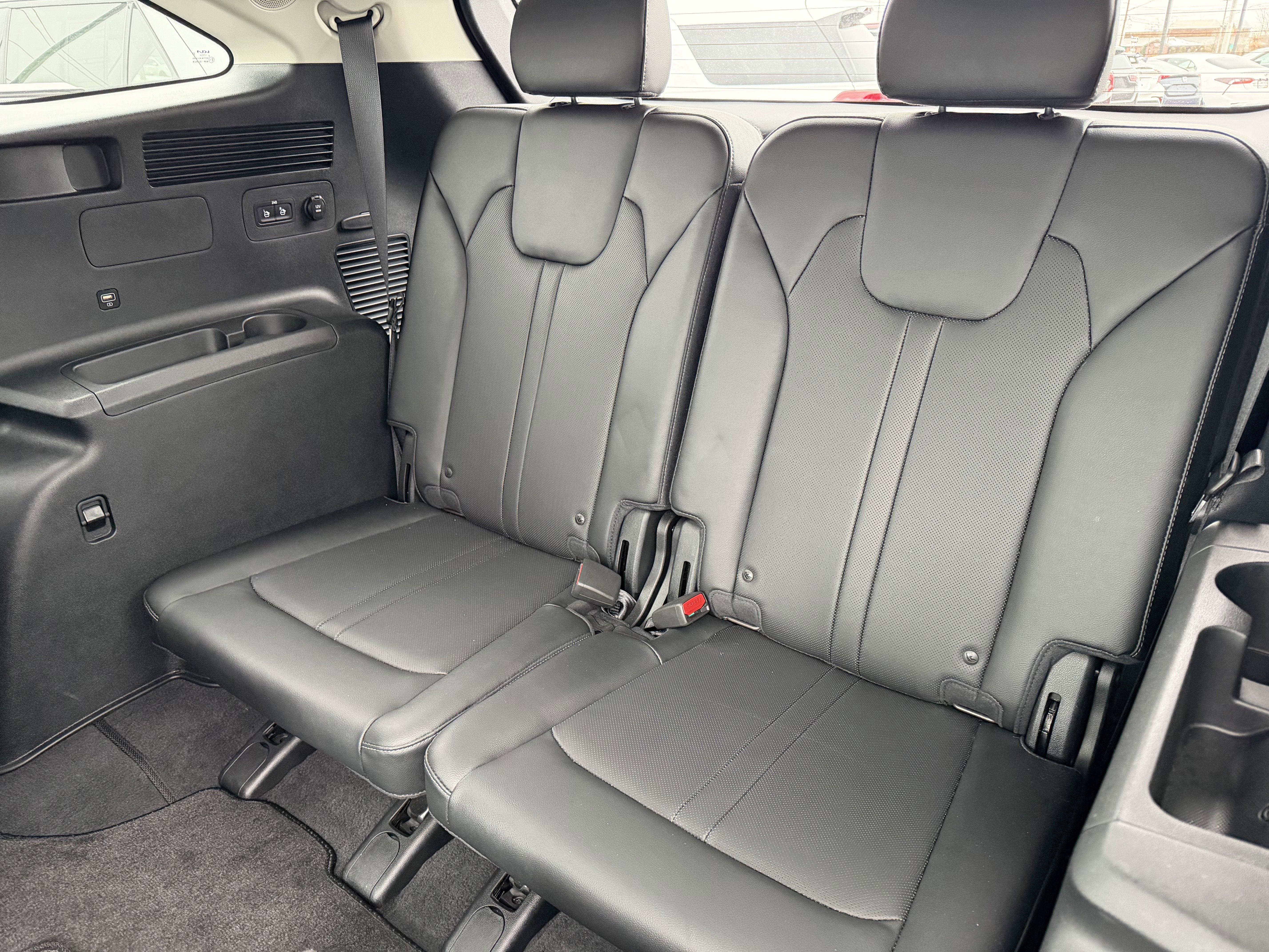 Used 2023 Kia Sorento SX Prestige image 30