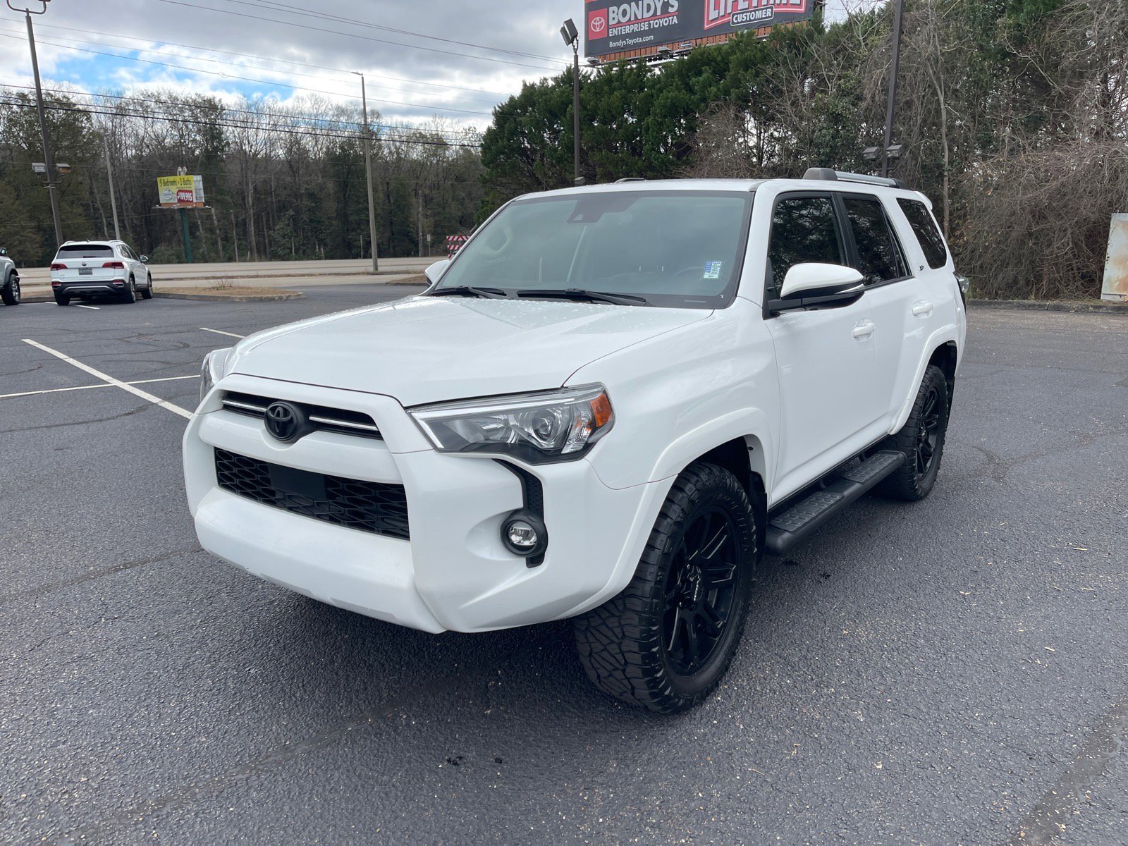 Used 2023 Toyota 4Runner SR5 Premium w/ Moonroof Package image 3
