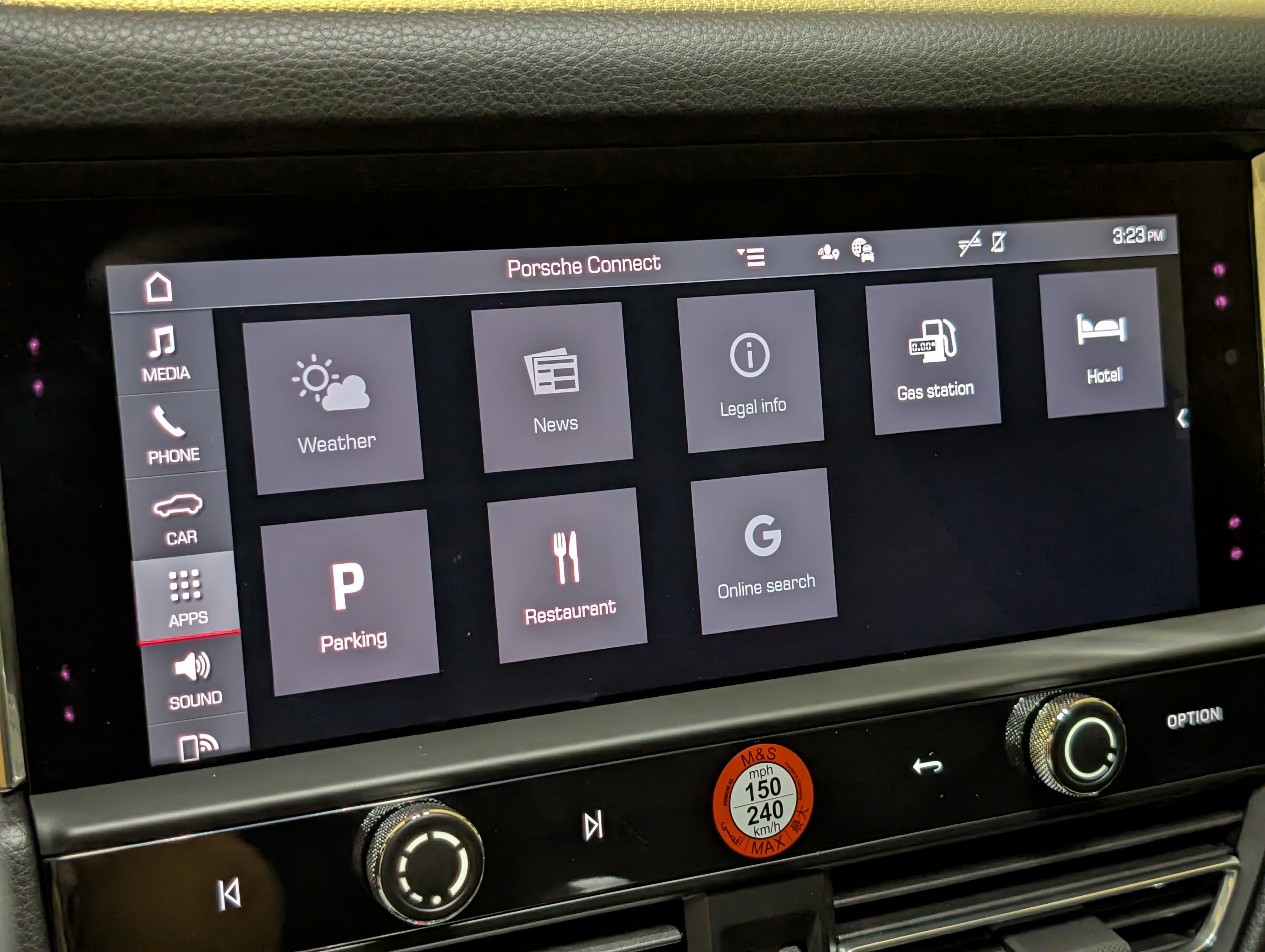 Certified 2026 Porsche Macan image 39