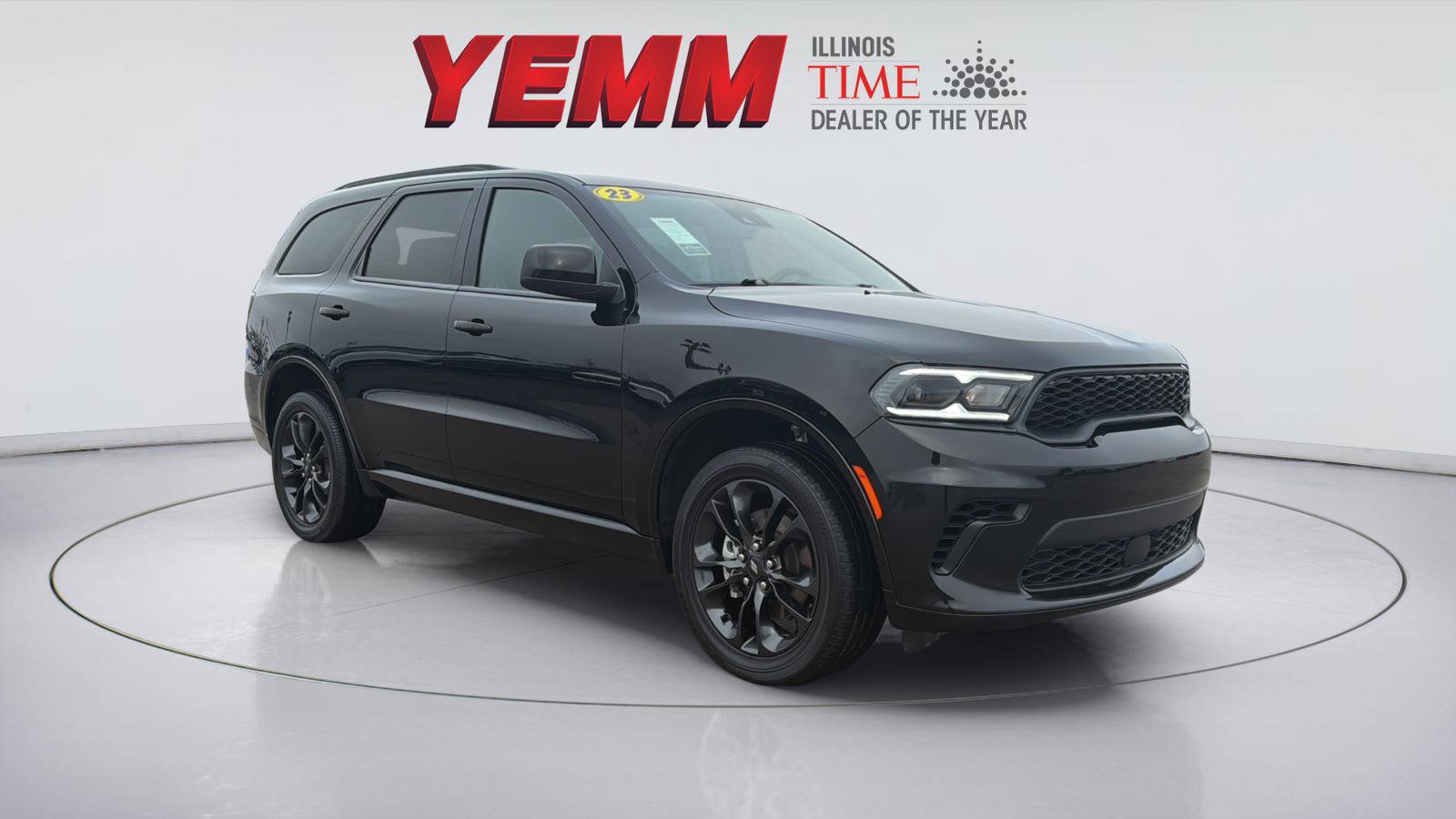 Used 2023 Dodge Durango GT image 1