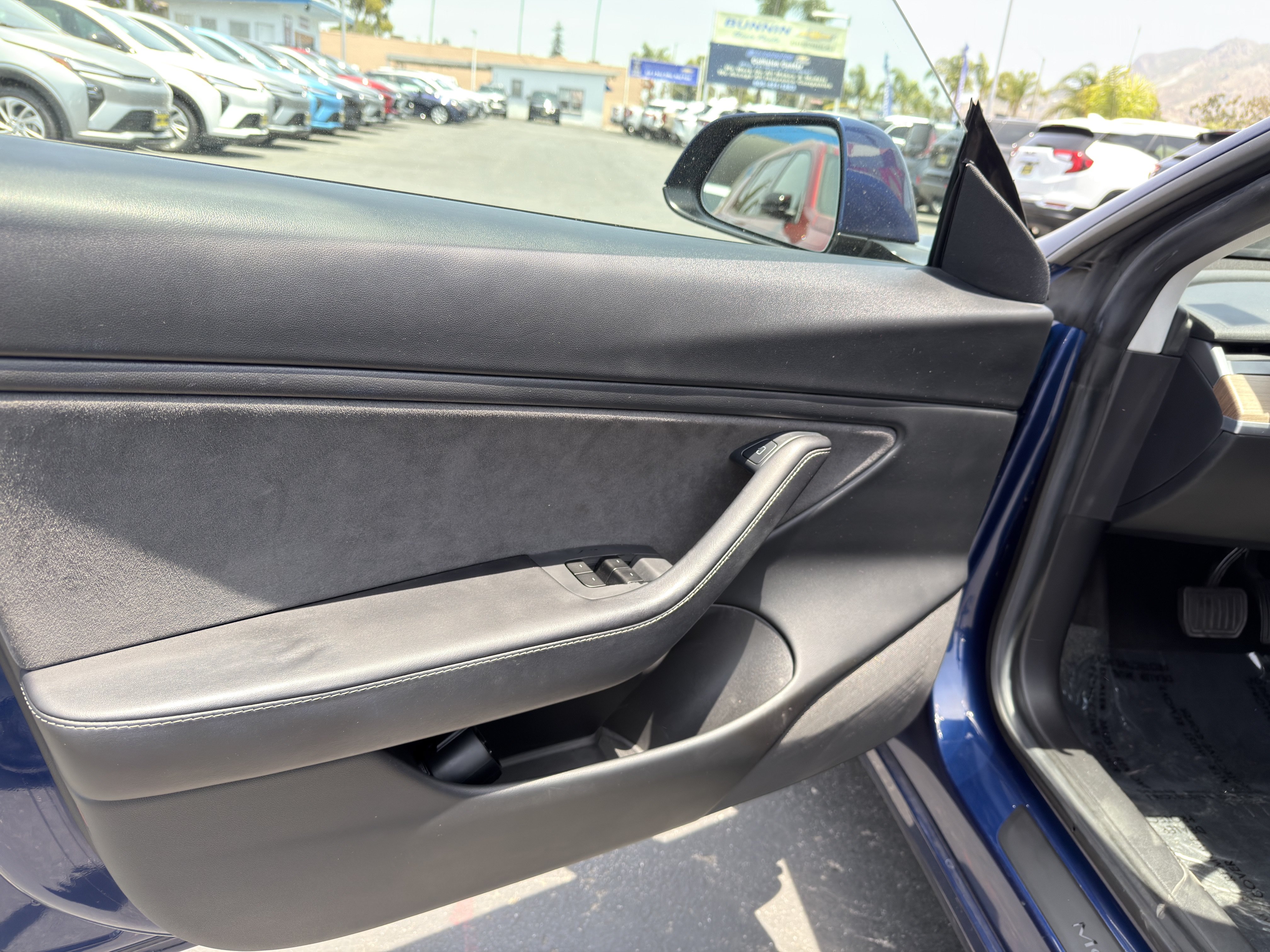 Used 2021 Tesla Model 3 Long Range AWD/4WD image 22