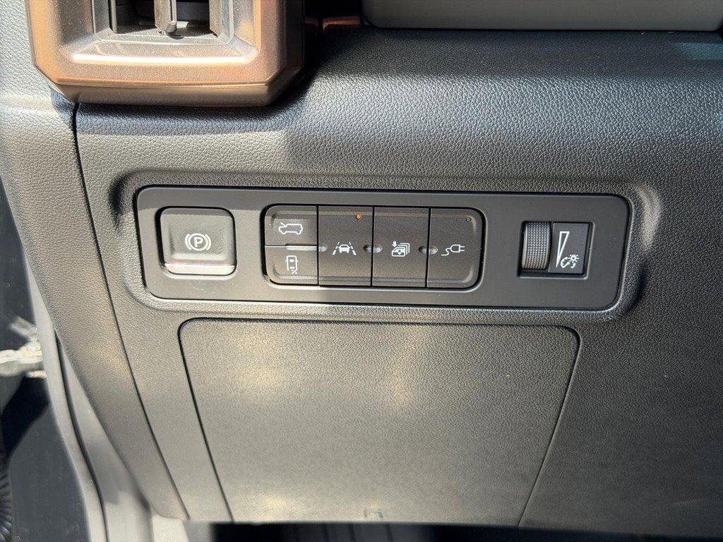 New 2025 GMC Hummer EV 3X image 12