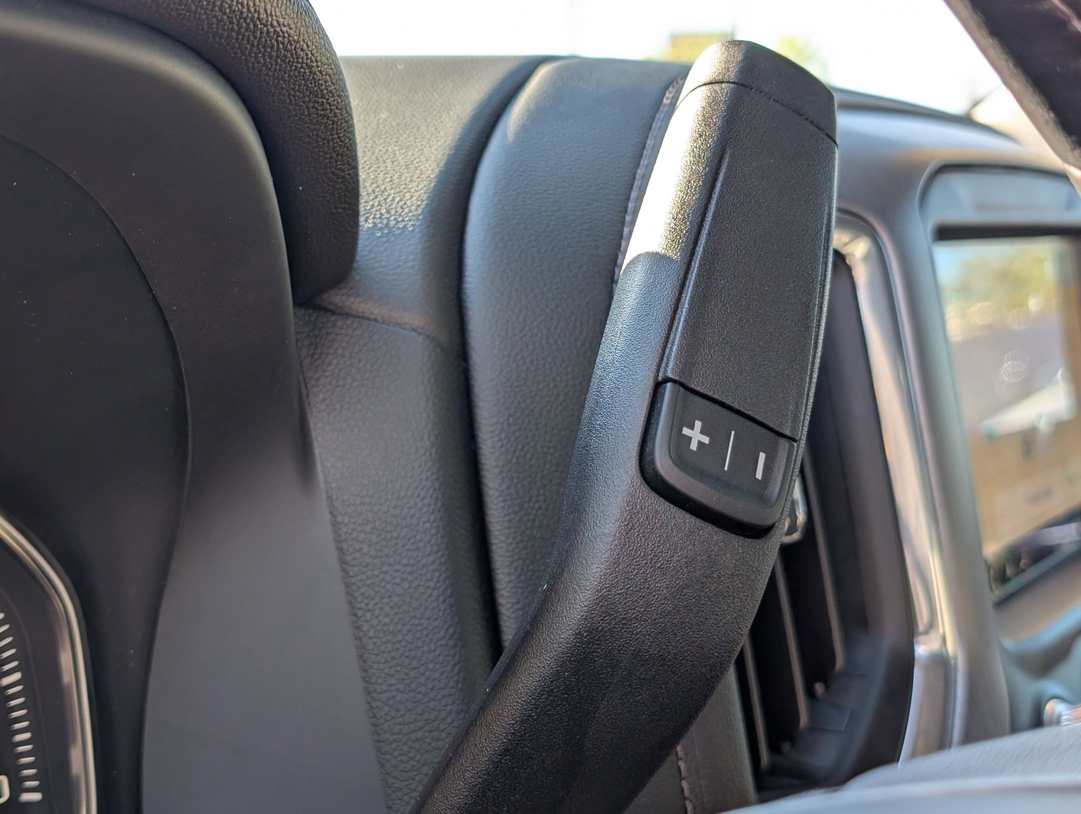 Used 2023 GMC Sierra 3500 Denali w/ Denali Ultimate Package image 24