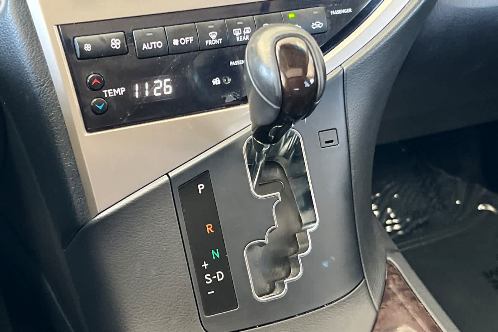 Used 2013 Lexus RX 450h AWD w/ Navigation Pkg image 24
