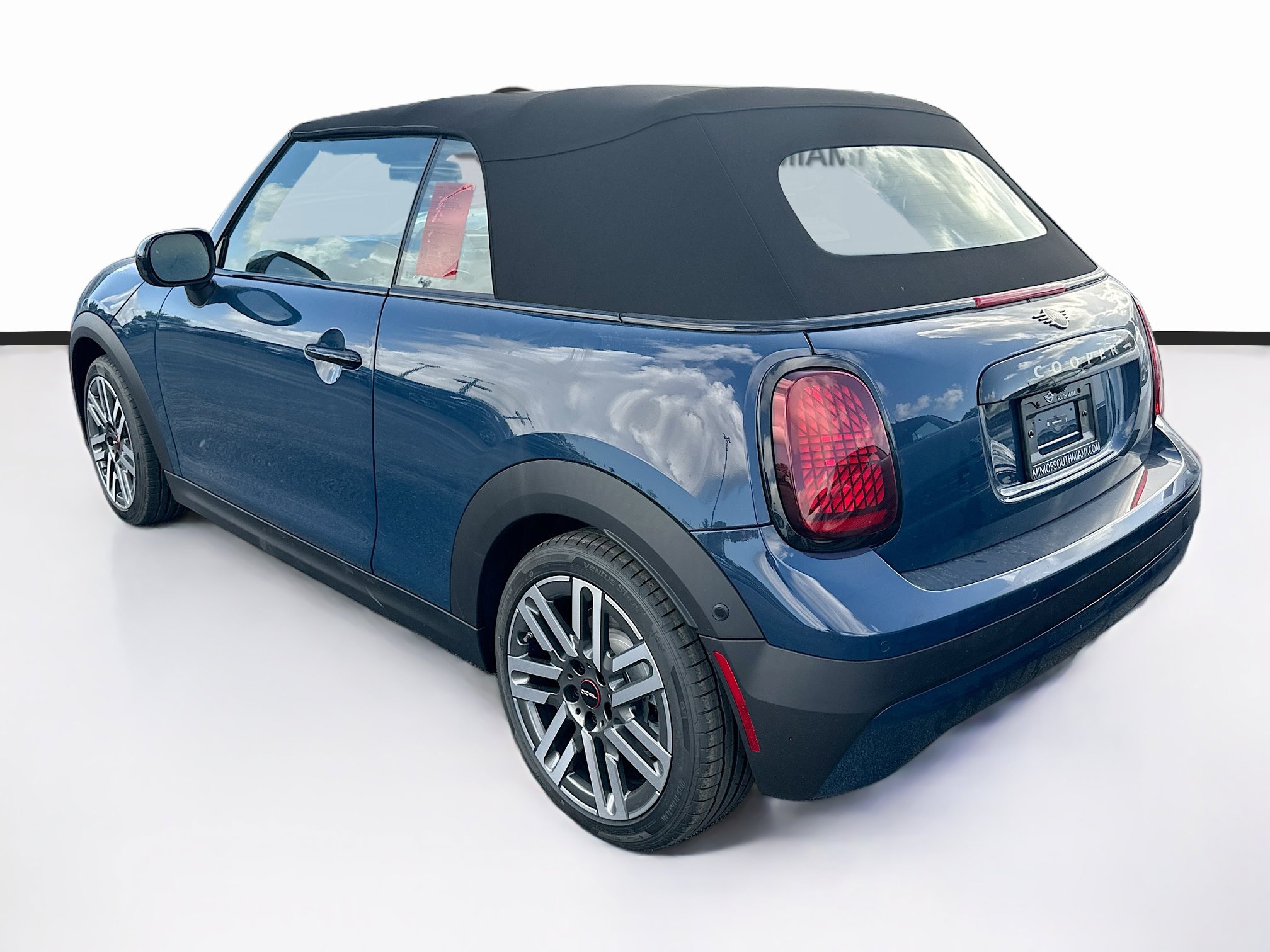 New 2026 MINI Cooper S FWD image 3