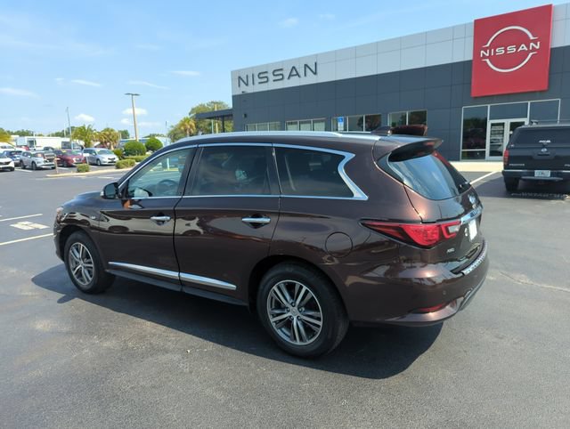 Used 2020 INFINITI QX60 Luxe w/ Essential Package AWD/4WD image 9