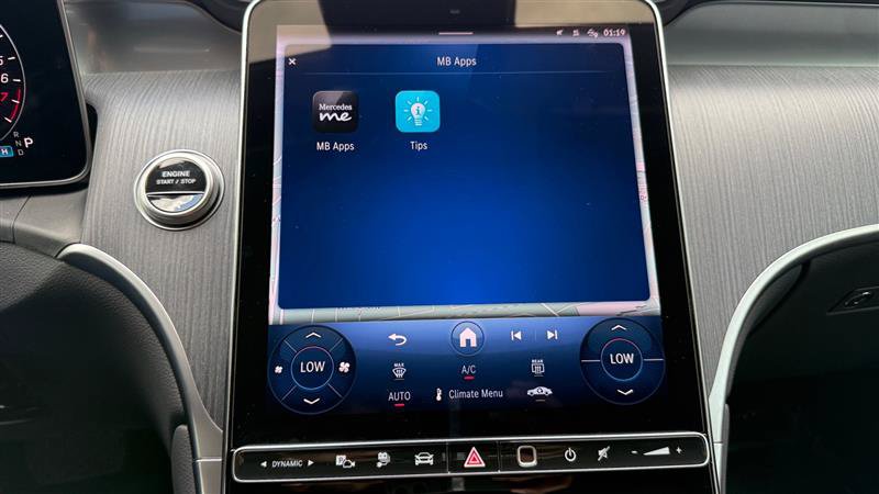 Used 2025 Mercedes-Benz GLC 350e 4MATIC image 26