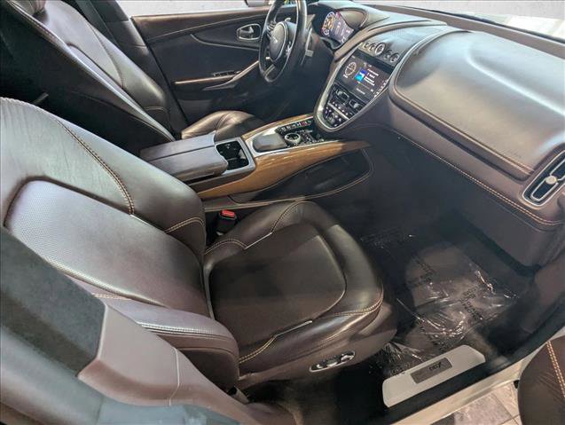 Used 2021 Aston Martin DBX image 22