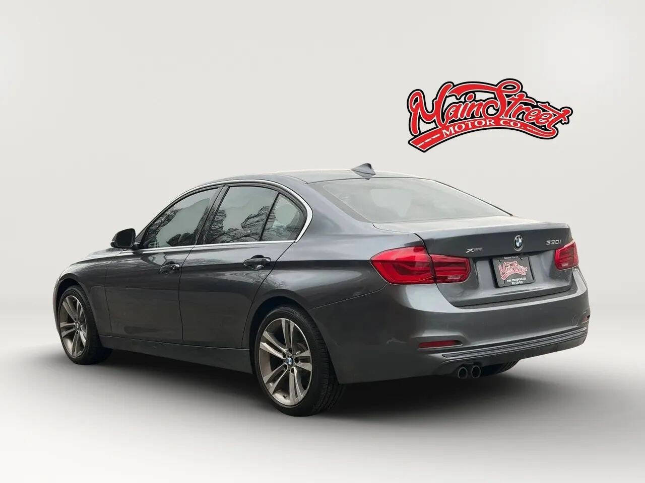 Used 2018 BMW 330i xDrive Sedan image 5