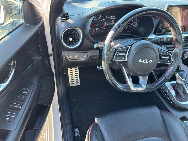 Used 2022 Kia Forte GT w/ GT2 Package image 9
