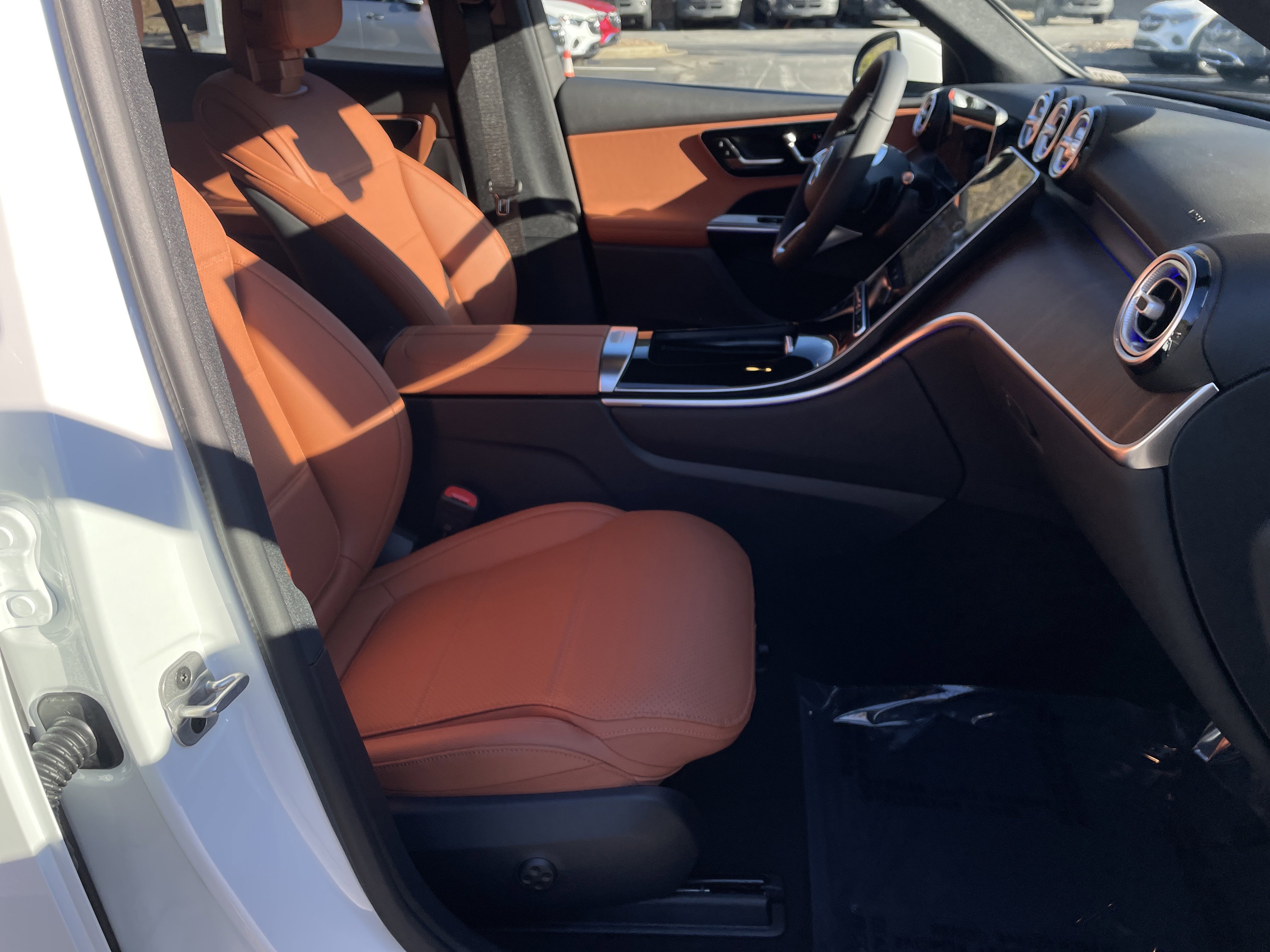 New 2026 Mercedes-Benz GLC 300 image 44