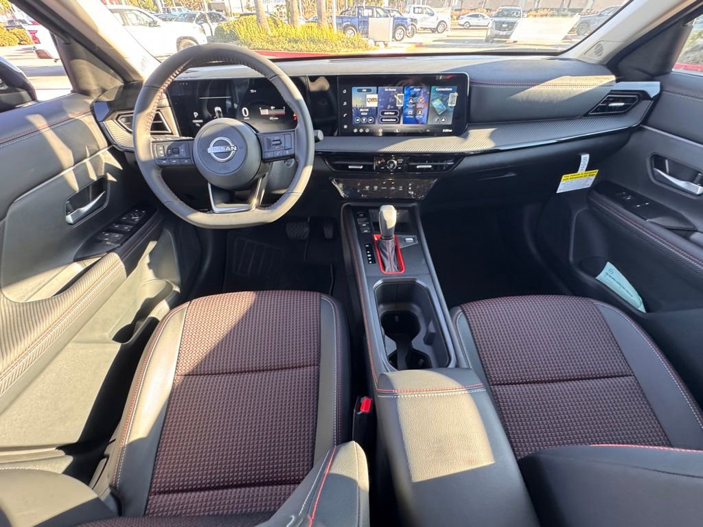 New 2026 Nissan Kicks SR w/ Illumination Package FWD image 11