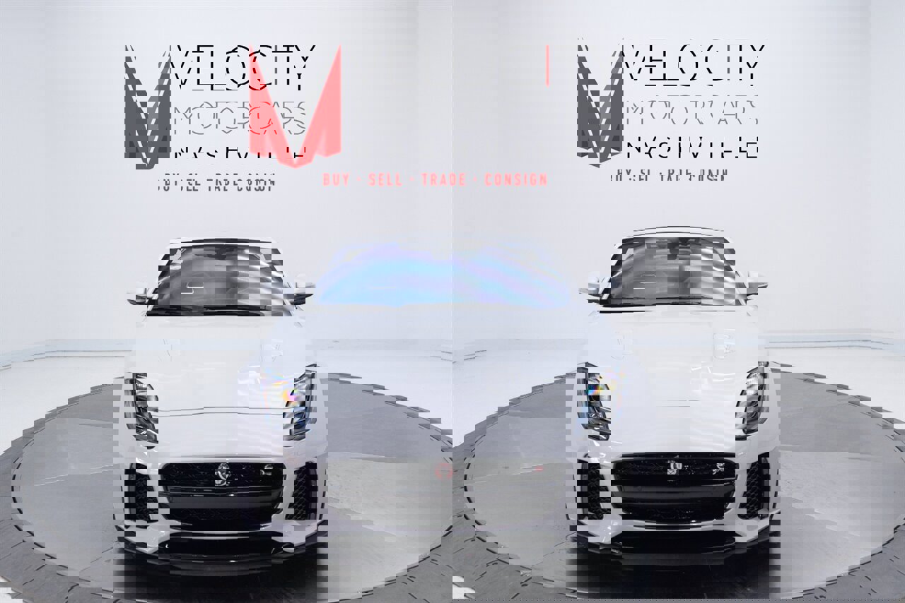 Used 2020 Jaguar F-TYPE SVR image 11