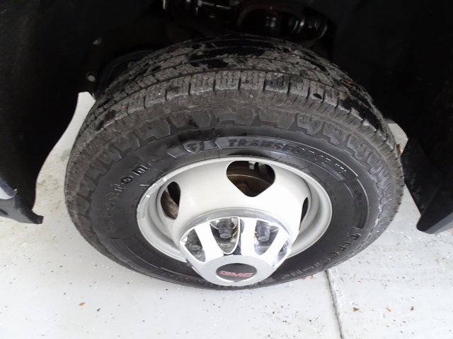 Certified 2023 GMC Sierra 3500 SLT w/ SLT Preferred Package image 28