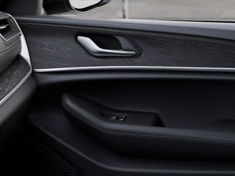 New 2025 Jeep Grand Cherokee Limited w/ Trailer Tow Package image 25