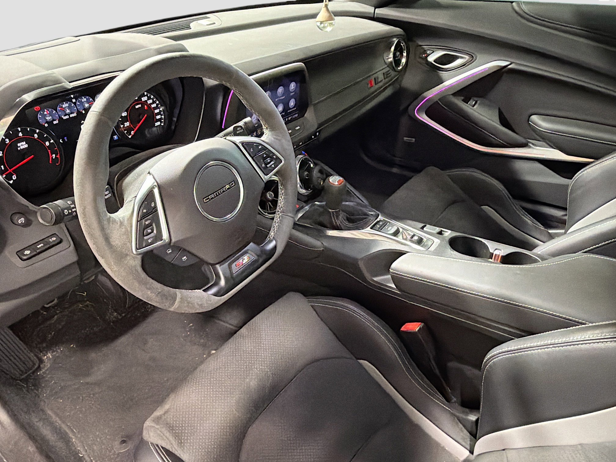 Used 2022 Chevrolet Camaro SS RWD image 11