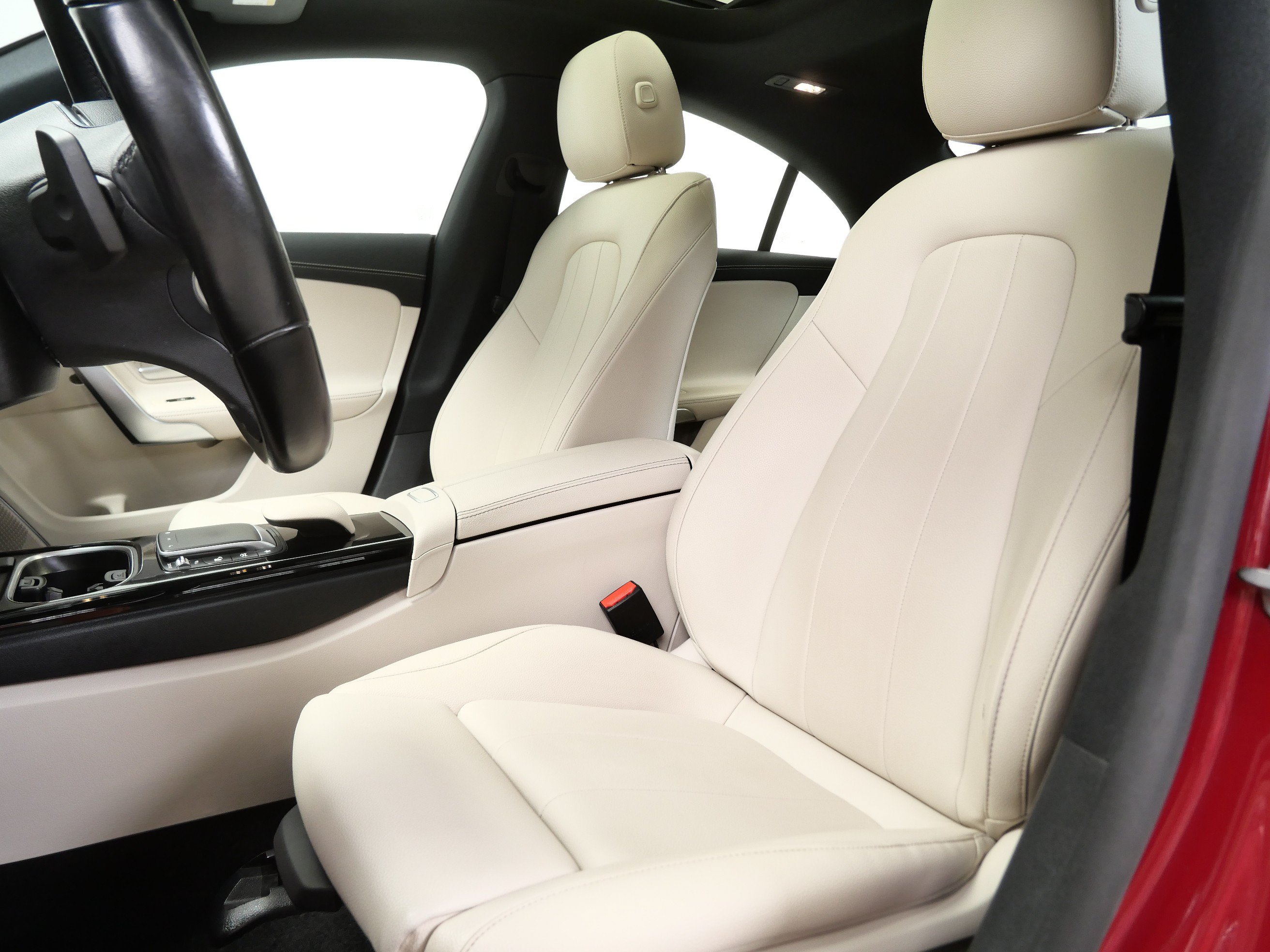 Used 2022 Mercedes-Benz CLA 250 4MATIC image 14