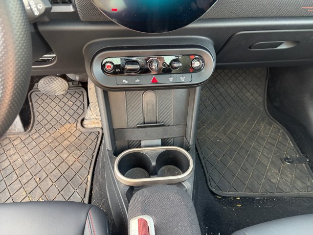 Used 2026 MINI Cooper S FWD image 11