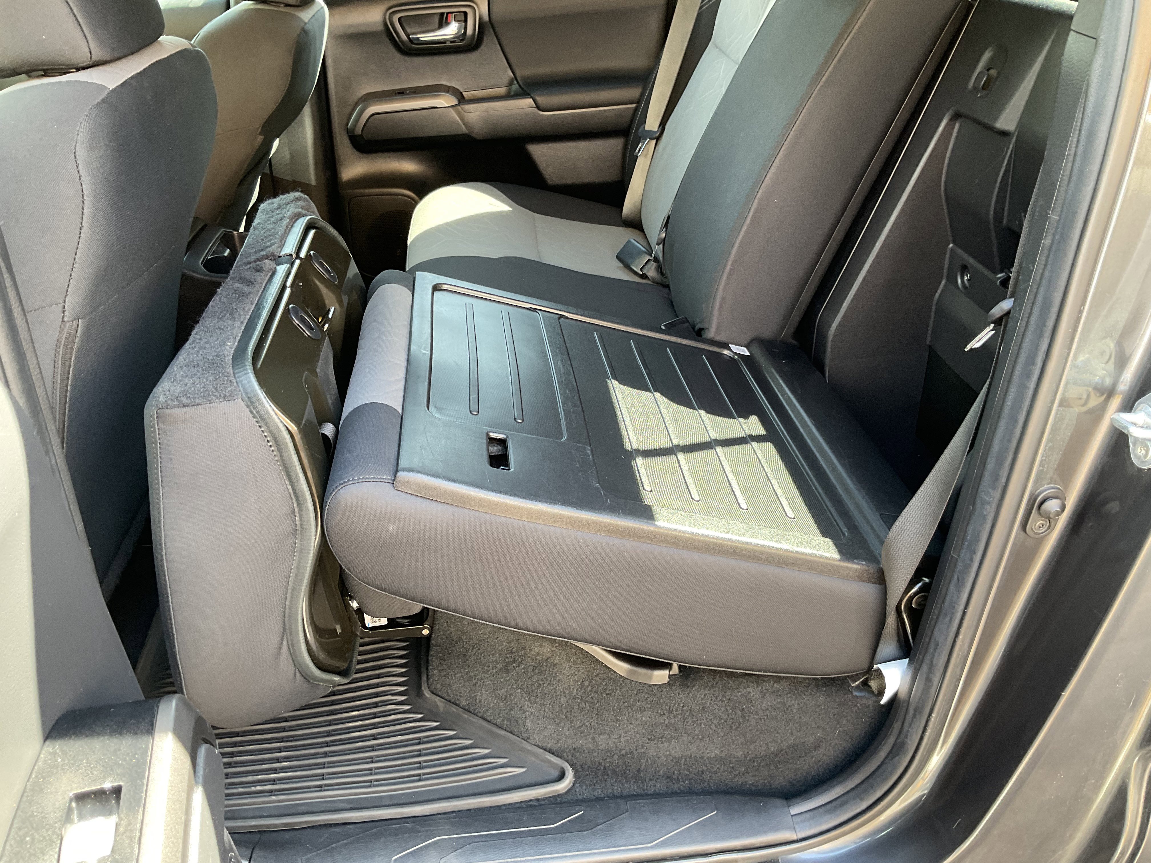 Used 2023 Toyota Tacoma TRD Off-Road w/ Black Out Package (TMS) image 39