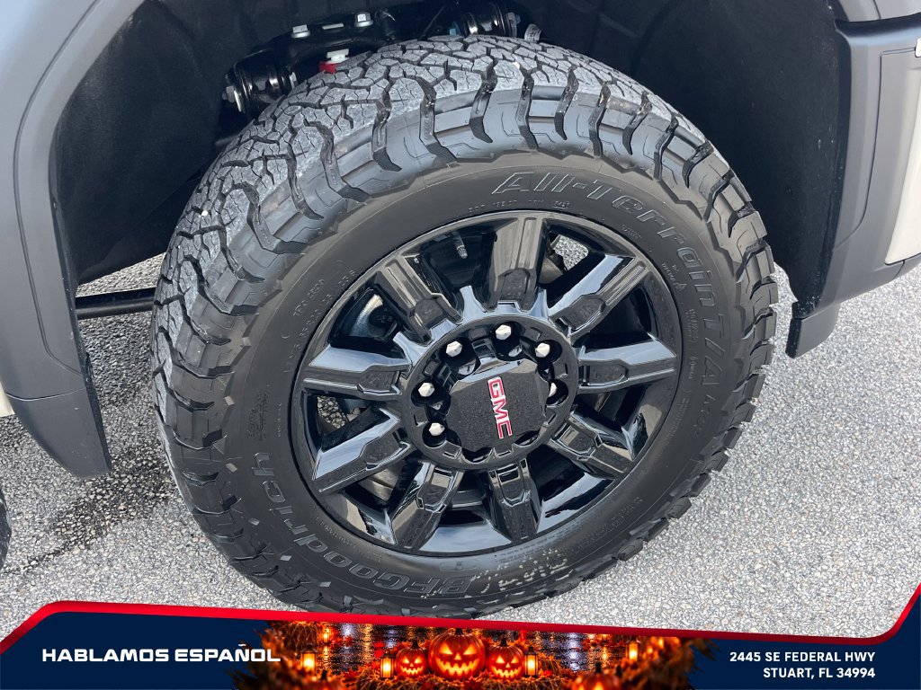 New 2026 GMC Sierra 2500 AT4 w/ AT4 Premium Plus Package AWD/4WD image 21