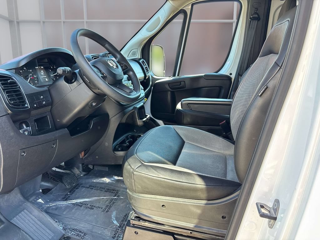 Used 2026 RAM ProMaster 2500 w/ Convenience Group FWD image 8