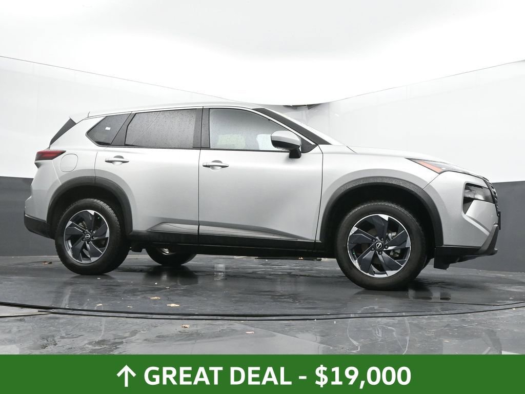 Used 2024 Nissan Rogue SV image 53