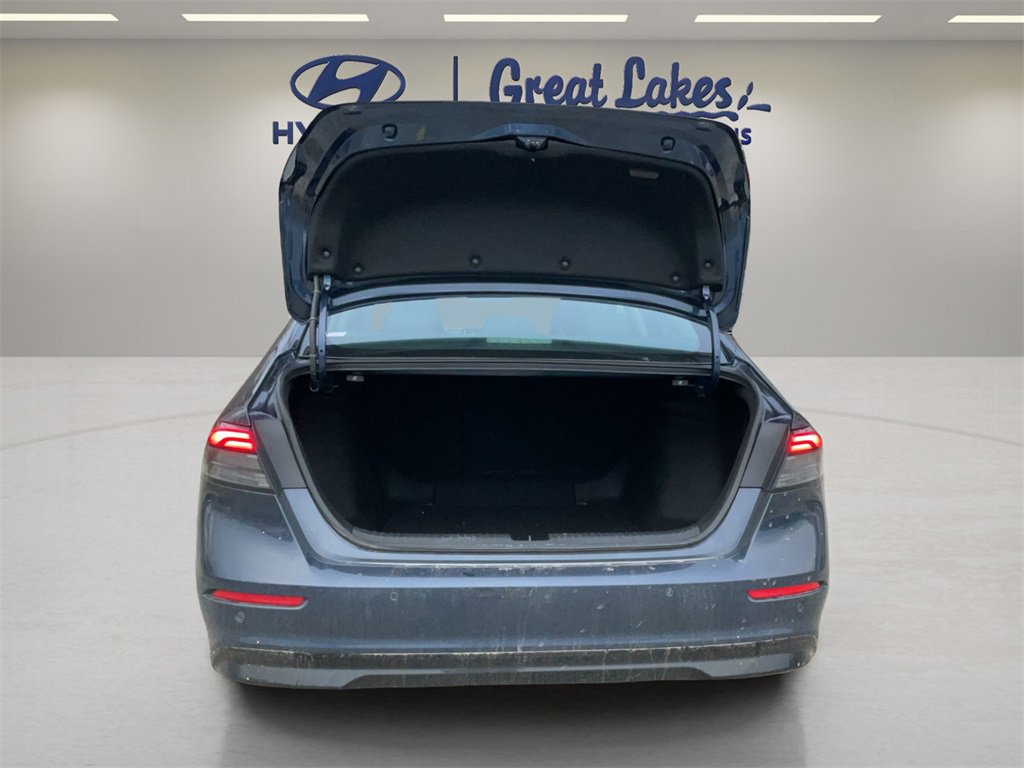 Used 2023 Honda Accord Touring image 10