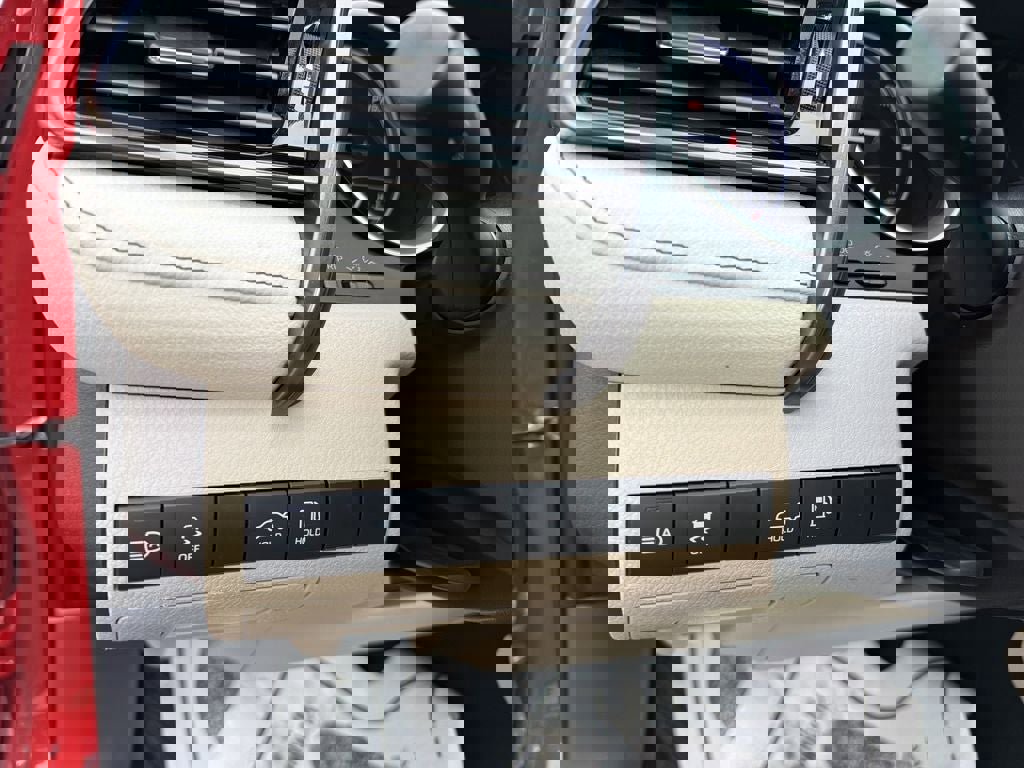 Used 2023 Toyota Camry LE image 18