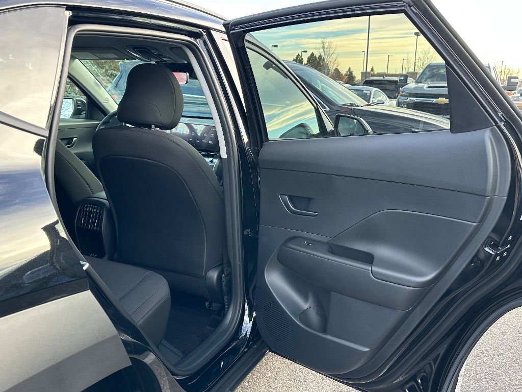 Used 2025 Hyundai Kona SEL image 22