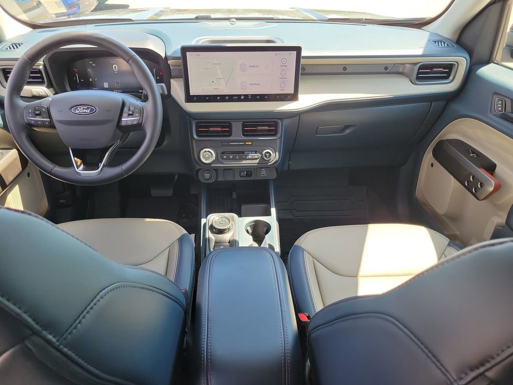 Used 2025 Ford Maverick Lariat image 19