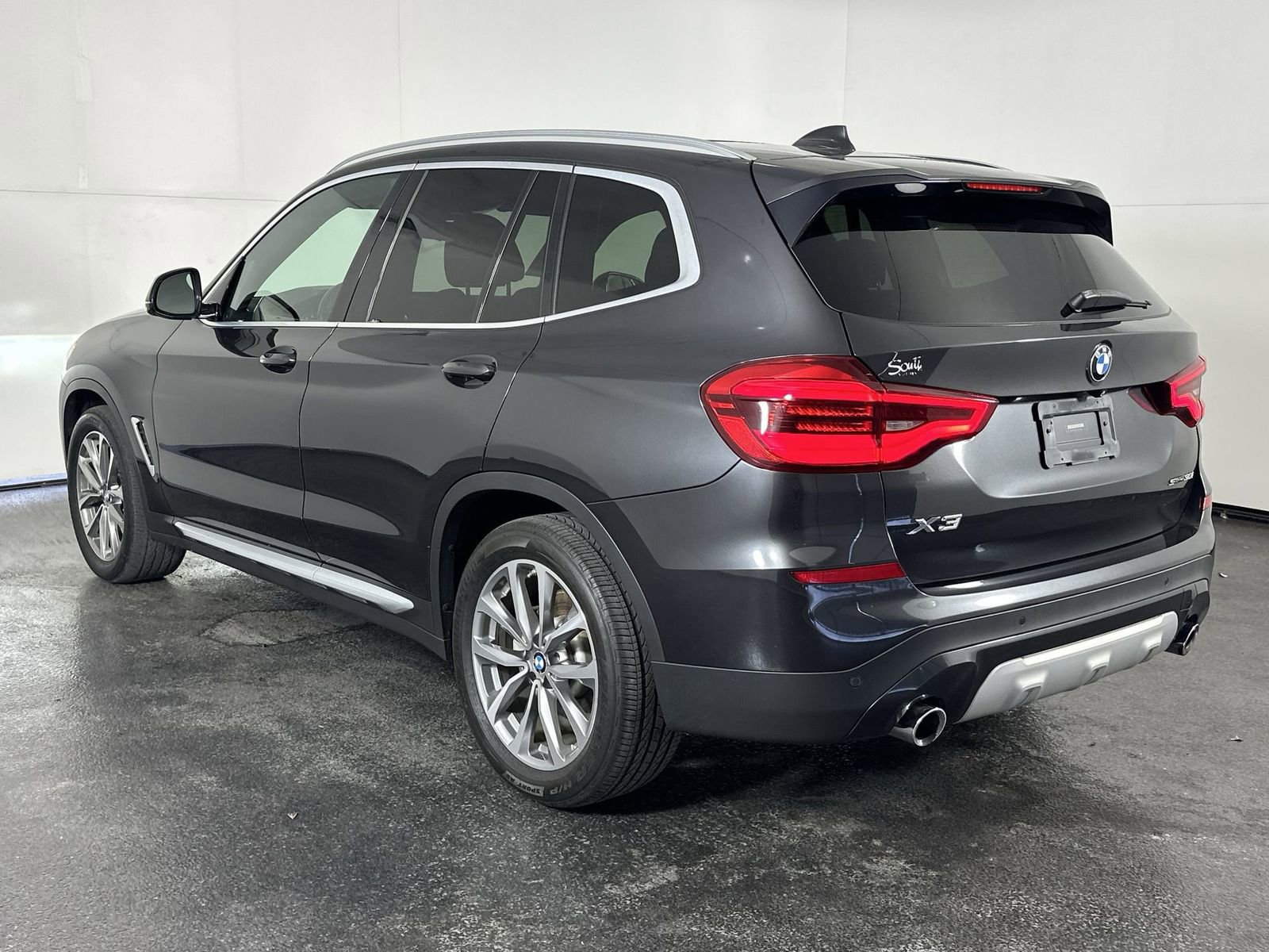 Used 2019 BMW X3 sDrive30i w/ Premium Package image 9