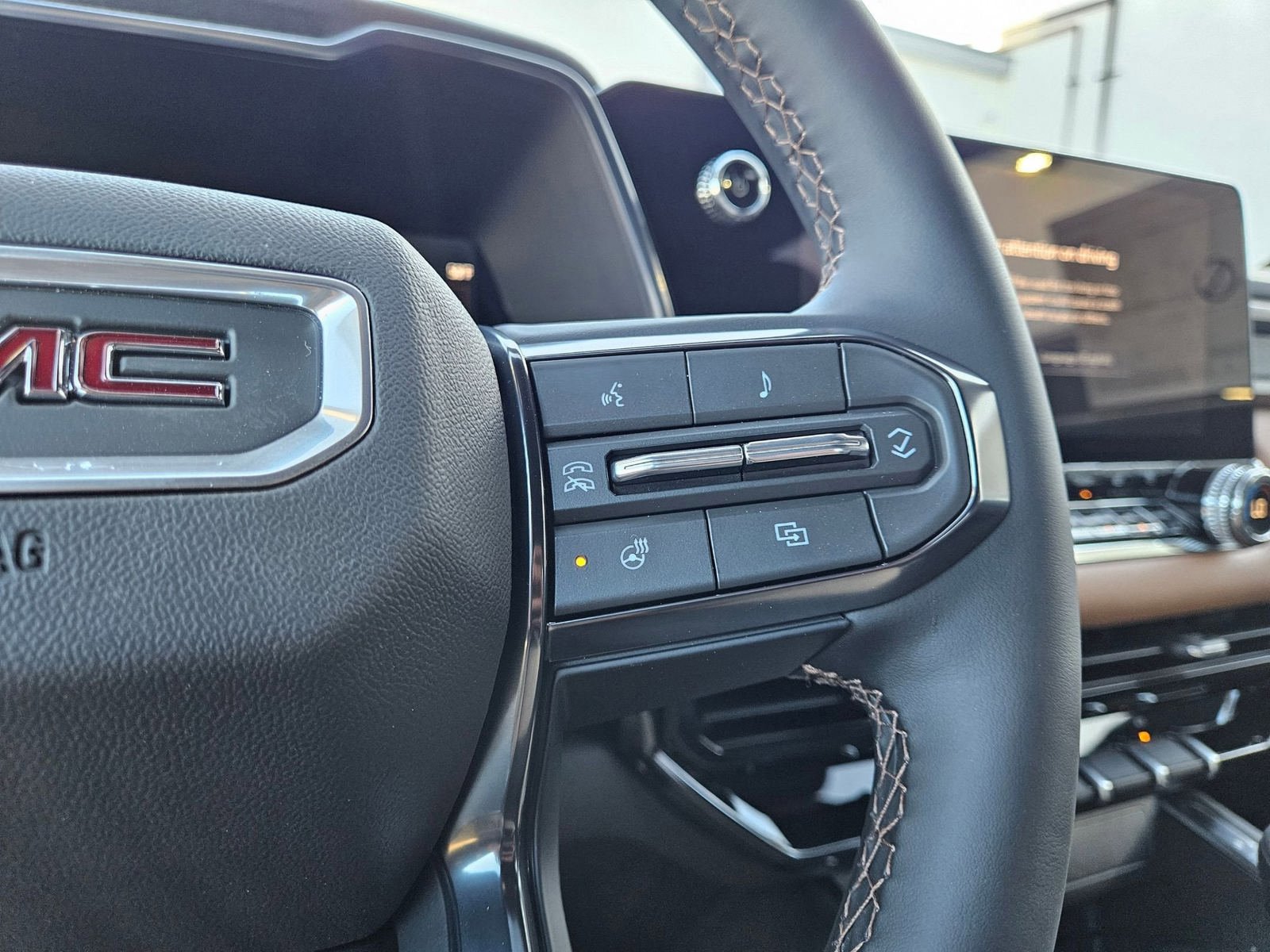 New 2026 GMC Canyon AT4 w/ AT4 Premium Package AWD/4WD image 14