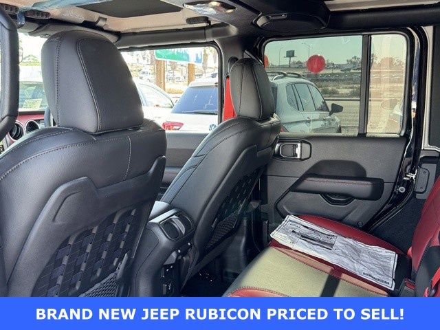 Used 2023 Jeep Wrangler Unlimited Rubicon 4xe image 21