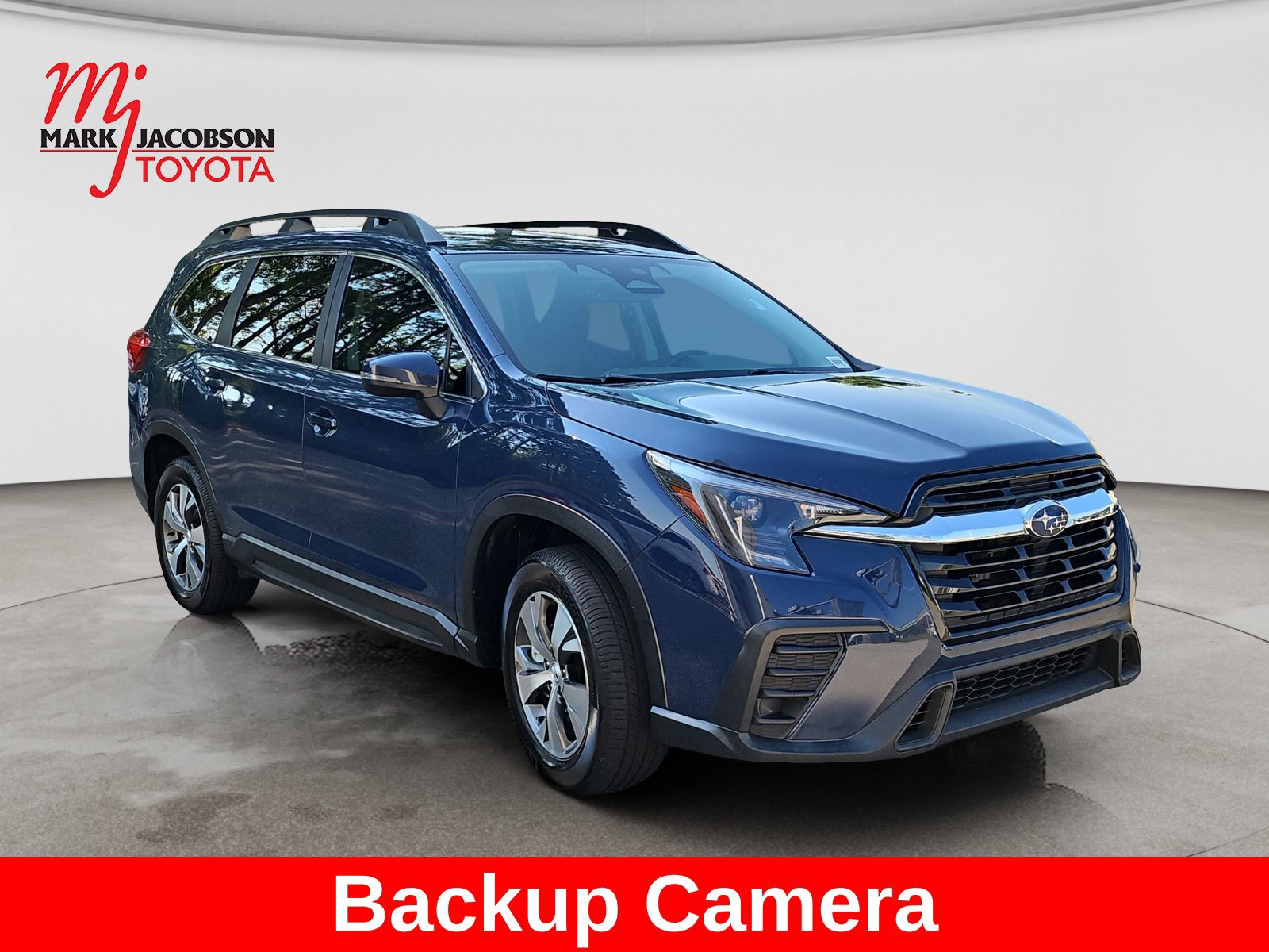 Used 2023 Subaru Ascent Premium w/ Convenience Package AWD/4WD image 4