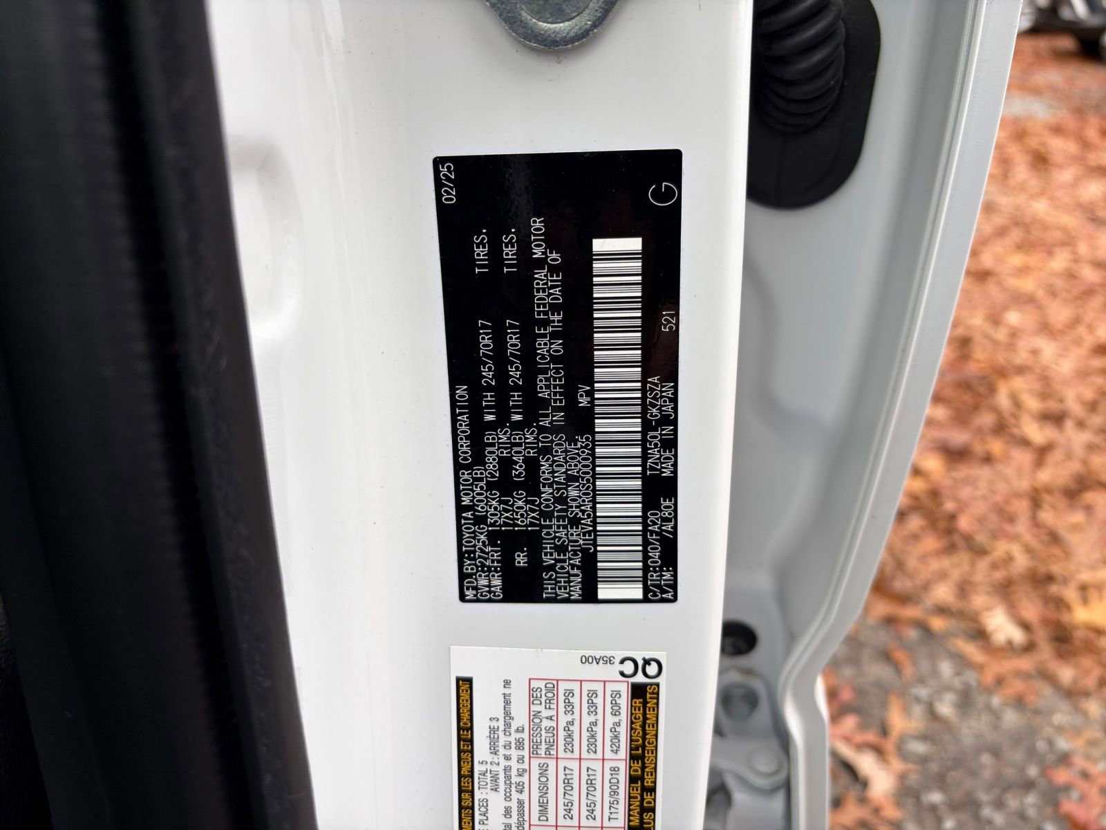 Used 2025 Toyota 4Runner SR5 image 29