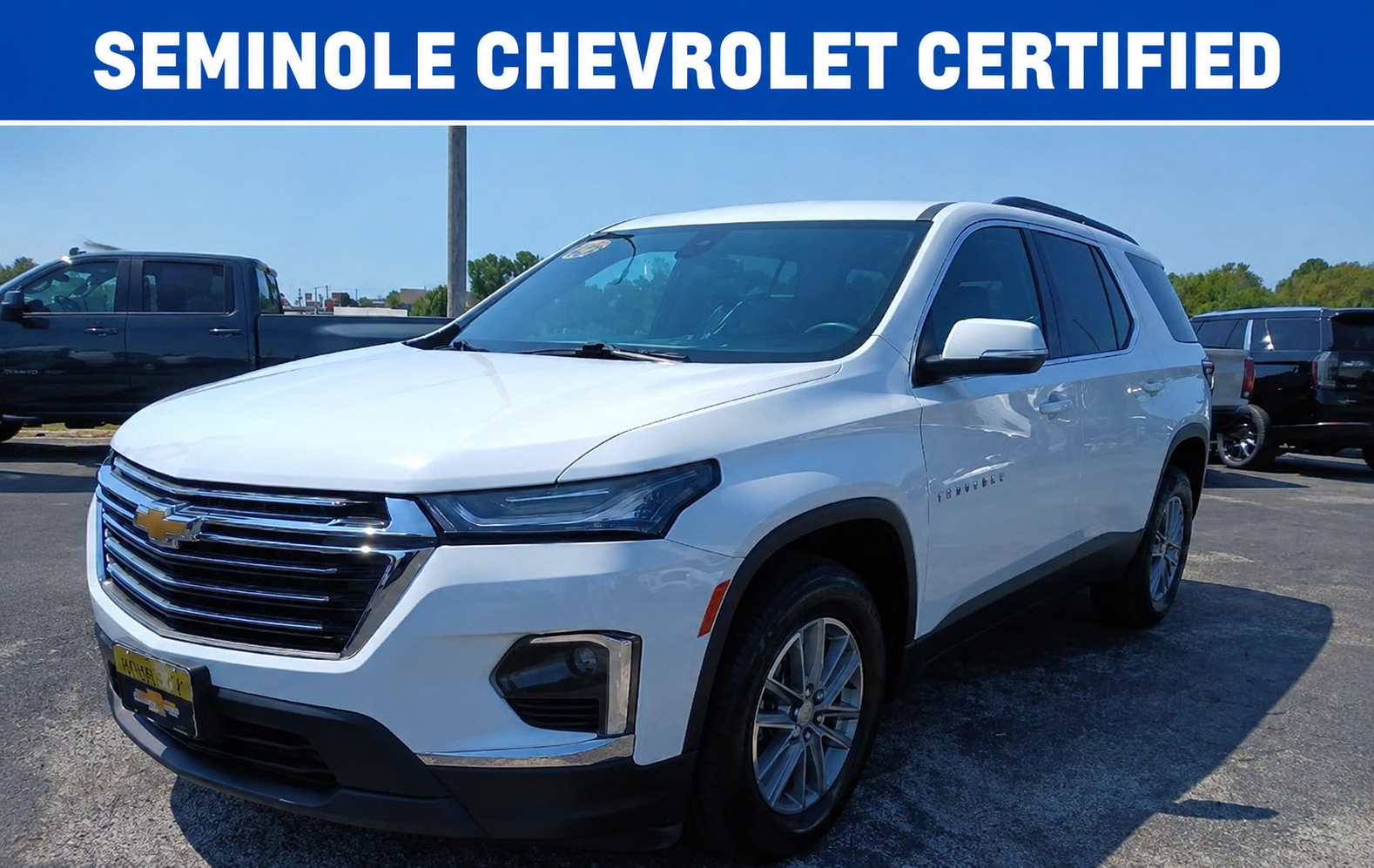 Used 2023 Chevrolet Traverse LT FWD image 1