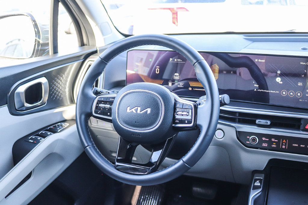 Used 2025 Kia Sorento EX AWD/4WD image 15