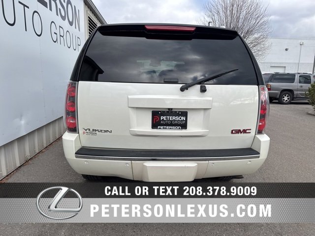 Used 2014 GMC Yukon Denali image 4