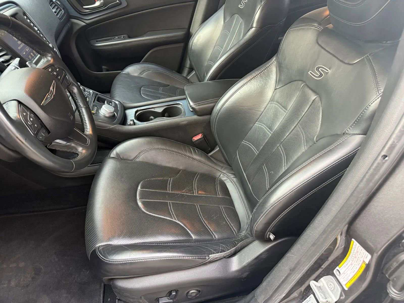 Used 2015 Chrysler 200 S w/ Navigation & Sound Group I image 13