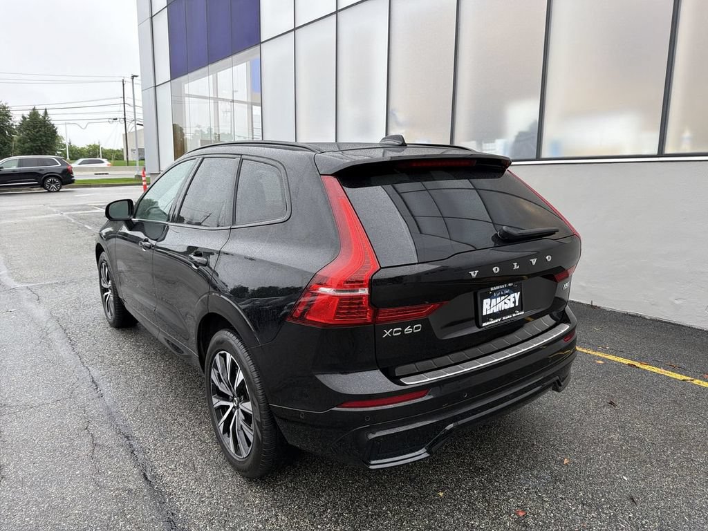 Certified 2024 Volvo XC60 B5 Plus w/ Protection Package Premier AWD/4WD image 6
