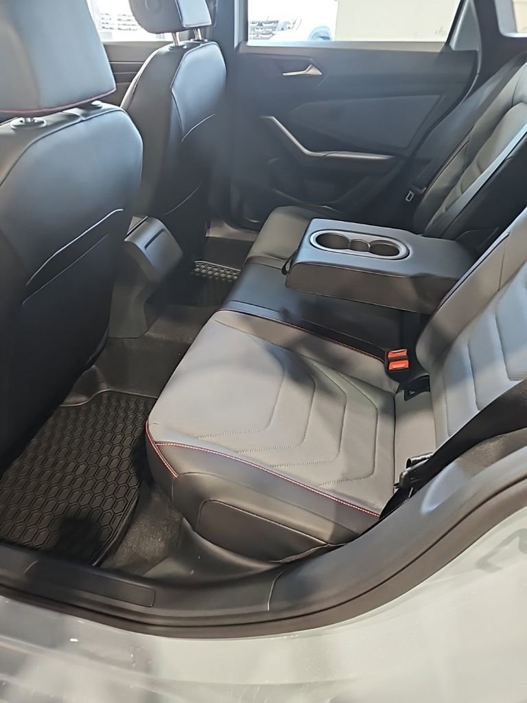 New 2026 Volkswagen Jetta GLI Autobahn FWD image 22