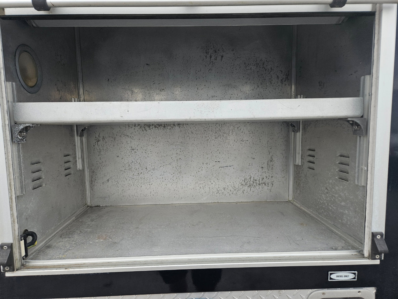 Used 2000 Ford F350 12 ft. E-One Utility Body image 31