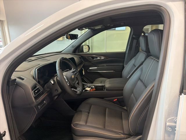 New 2026 Chevrolet Traverse High Country image 17